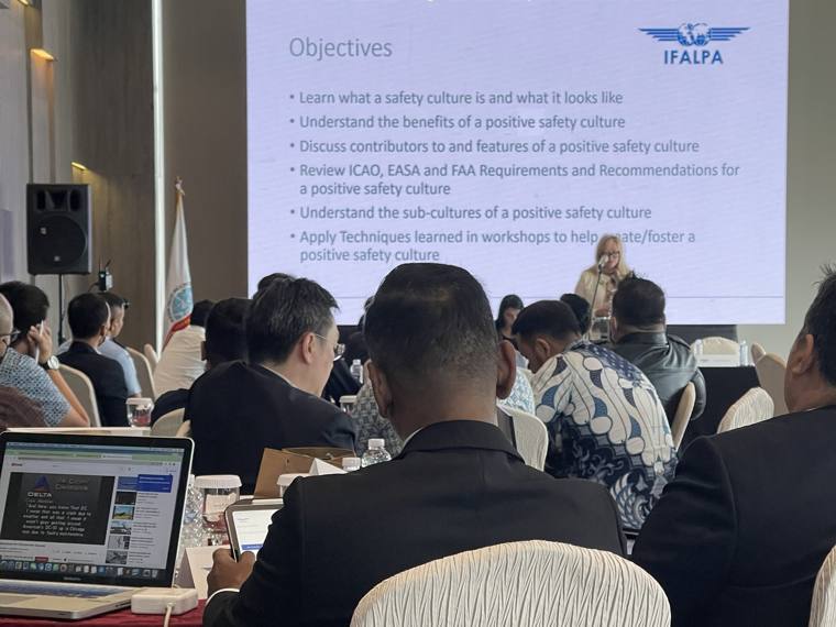A presentation on positive safety culture at an IFALPA workshop